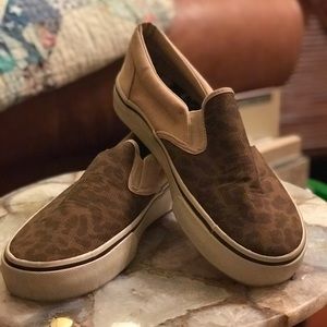 Z-Boy women’s skater shoes